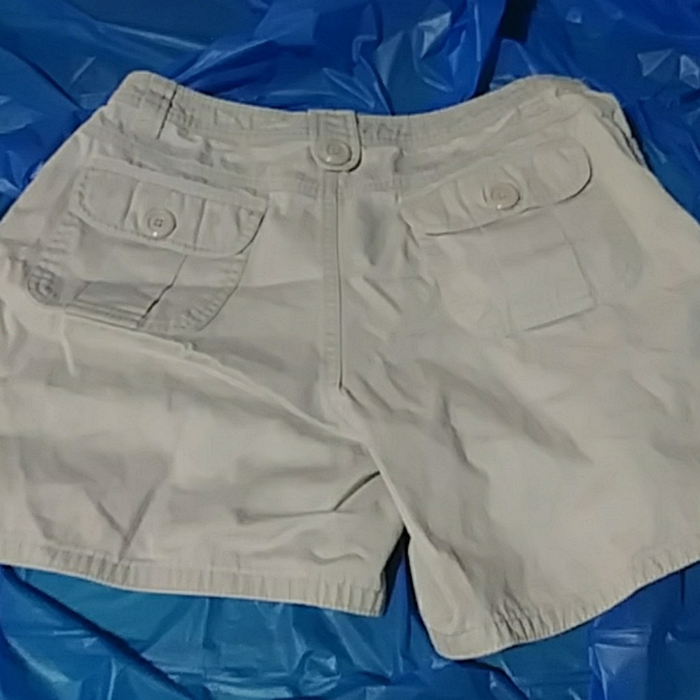 Shorts - Picture 2 of 2